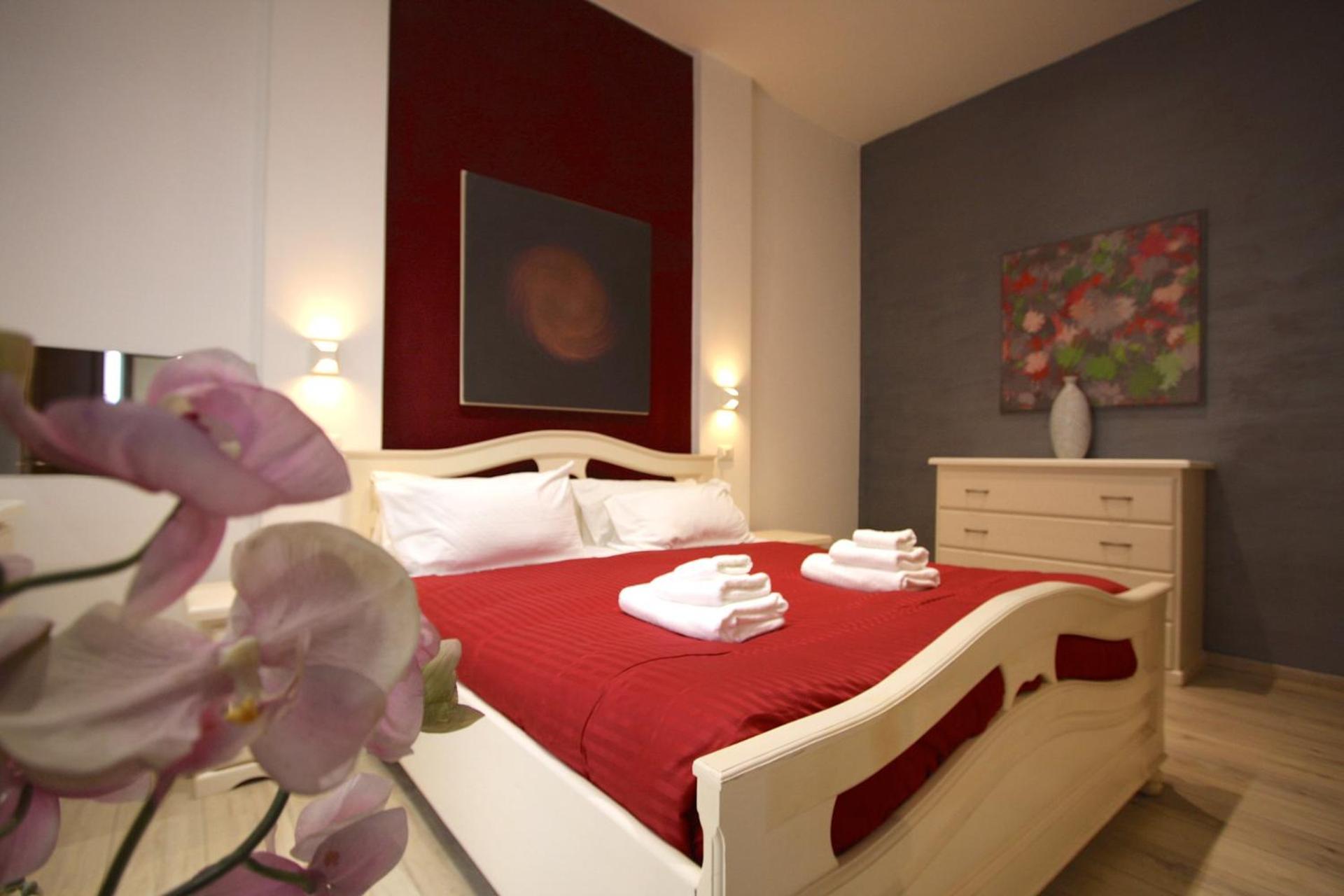 Ottaviano 2br House Roma